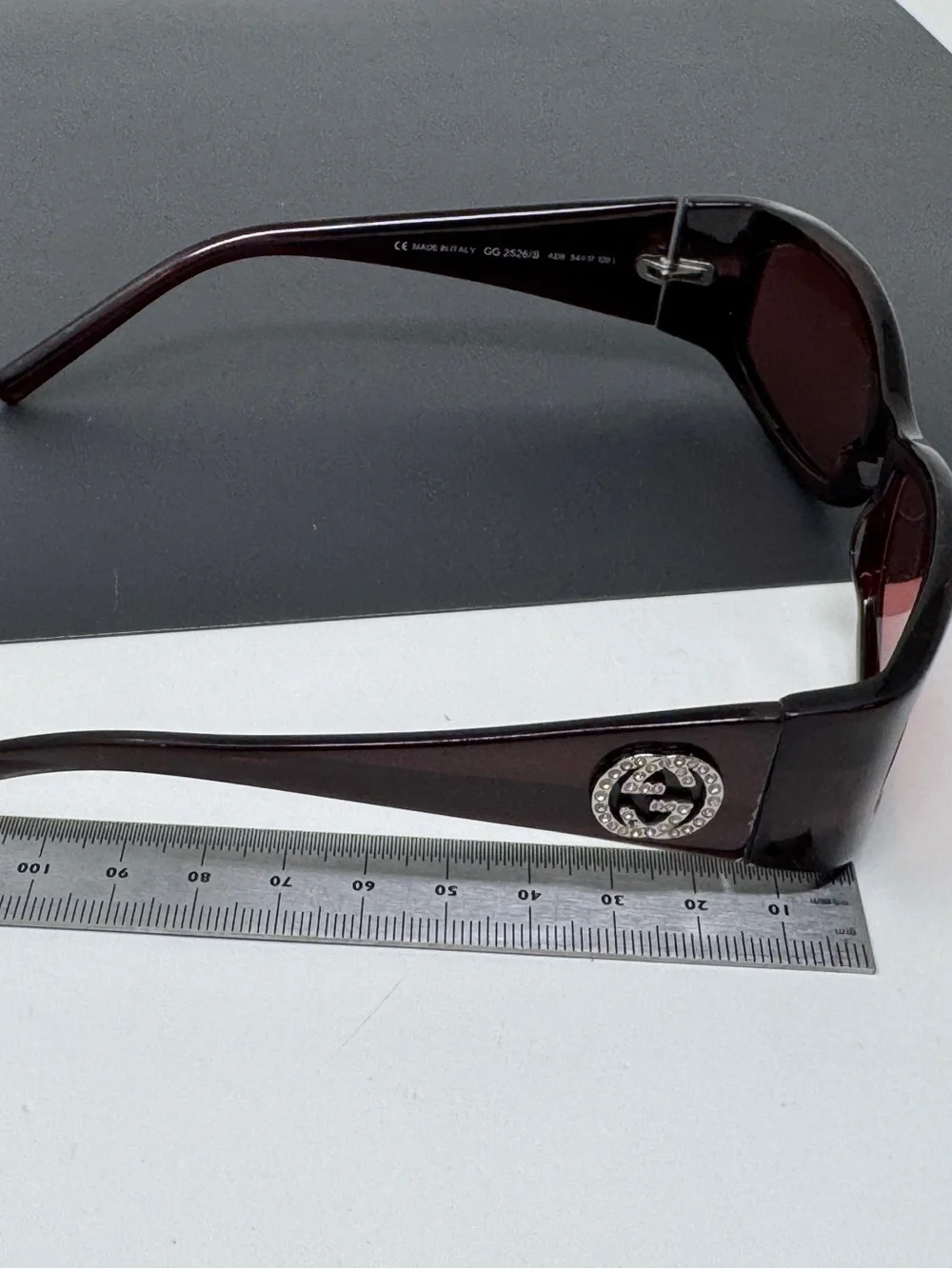 Gucci black sunglasses FRAME ONLY no lenses with rhinestone G on sides. GG2526